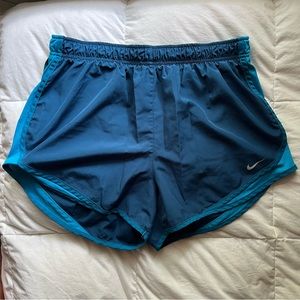 Nike - LARGE Blue Tempo Running Shorts
